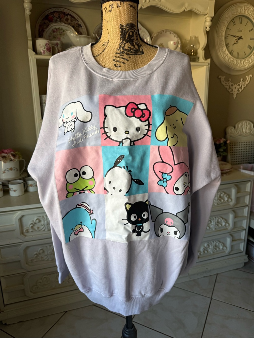 Sanrio Hello Kitty and Friends. Pastel Lilac Crewneck Sweatshirt. Size XXL